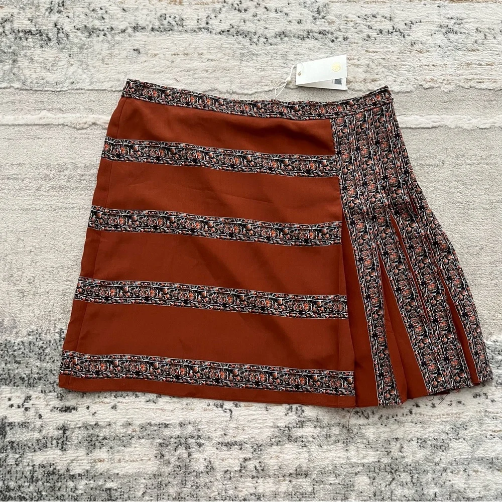 🆕 Tory Burch accordion pleat silk skirt